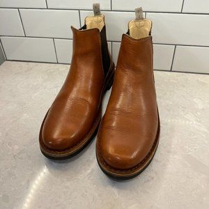 Astorflex Bitflex Leather Chelsea Boots size 8